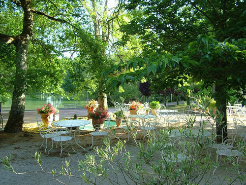 Auberge De L'Etang Bleu Vieux-Mareuil Εξωτερικό φωτογραφία
